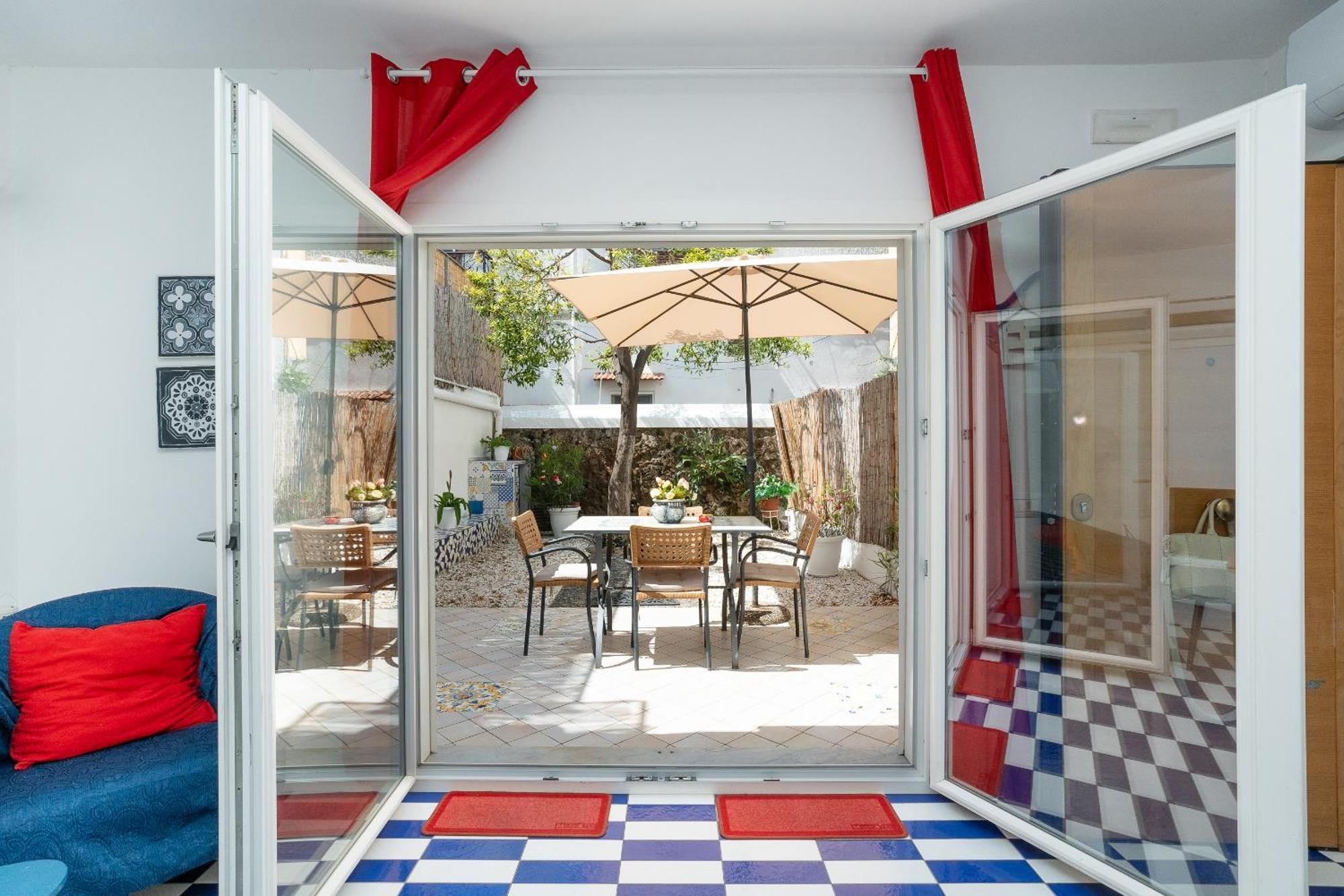 Marisabella Luxury Home Вико Екуензе Екстериор снимка