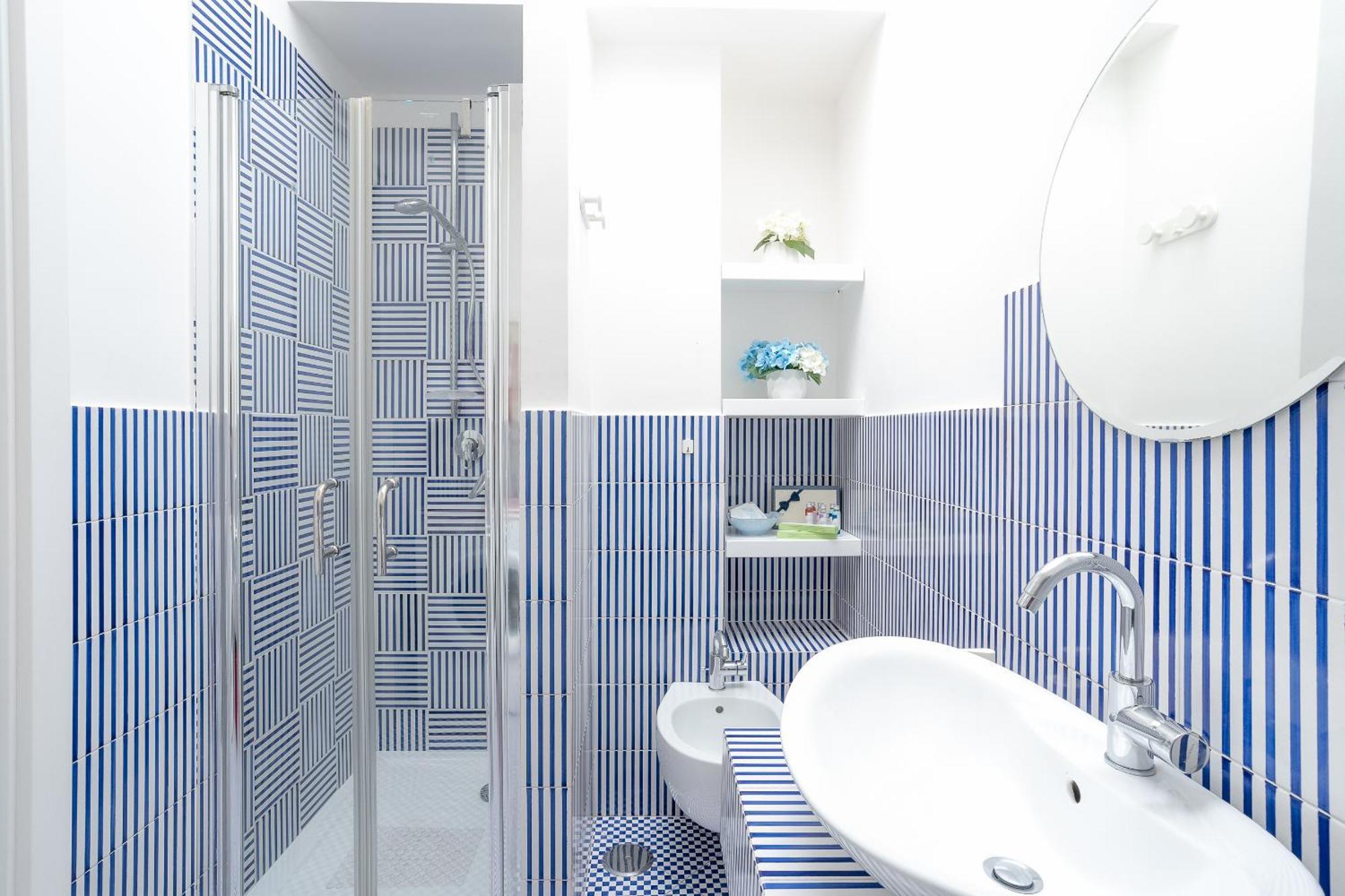 Marisabella Luxury Home Вико Екуензе Екстериор снимка